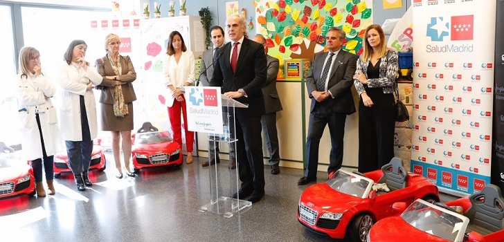 Madrid incorpora coches eléctricos de juguete en sus hospitales